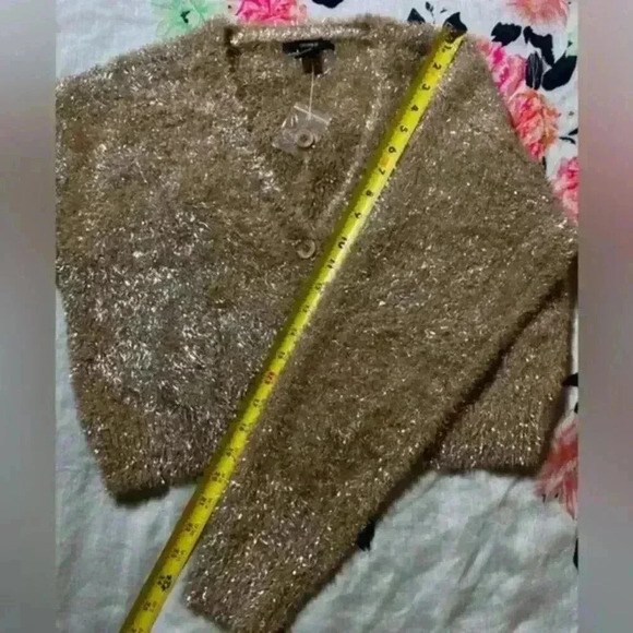 NWOT Forever 21 Metallic Knit Crop Cardigan Women's Size Medium Tan Sparkle - Picture 7 of 9